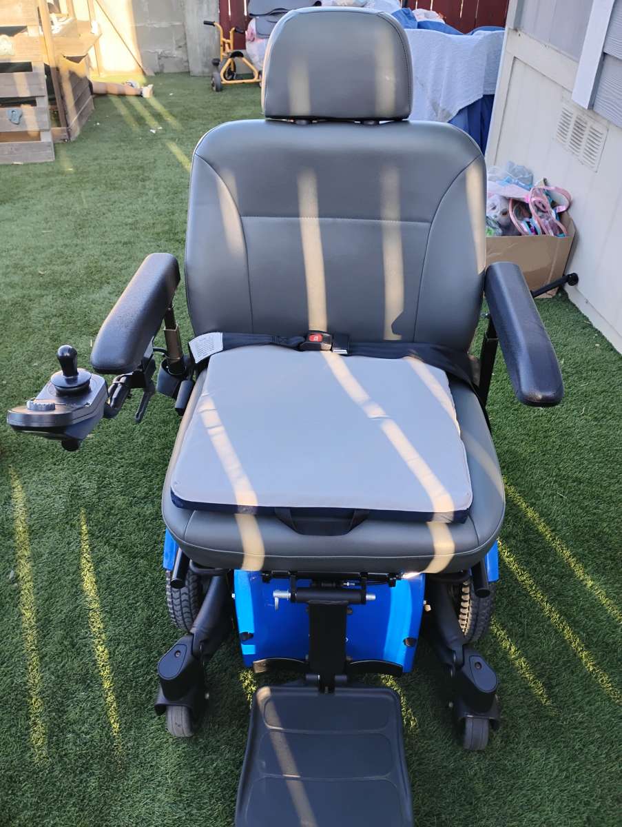 Invacare Power Wheelchair