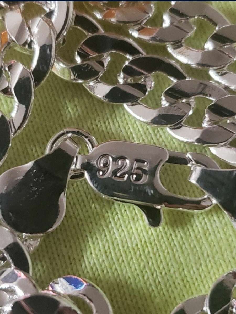 Beautiful silver 925 stamped 6mm 24in Cuban link chain