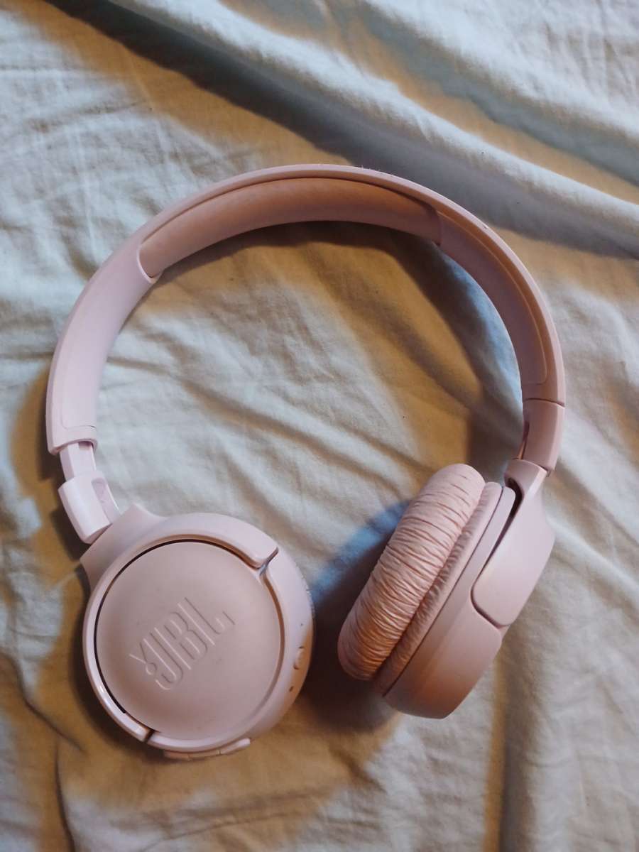 pink jbl wireless headphones