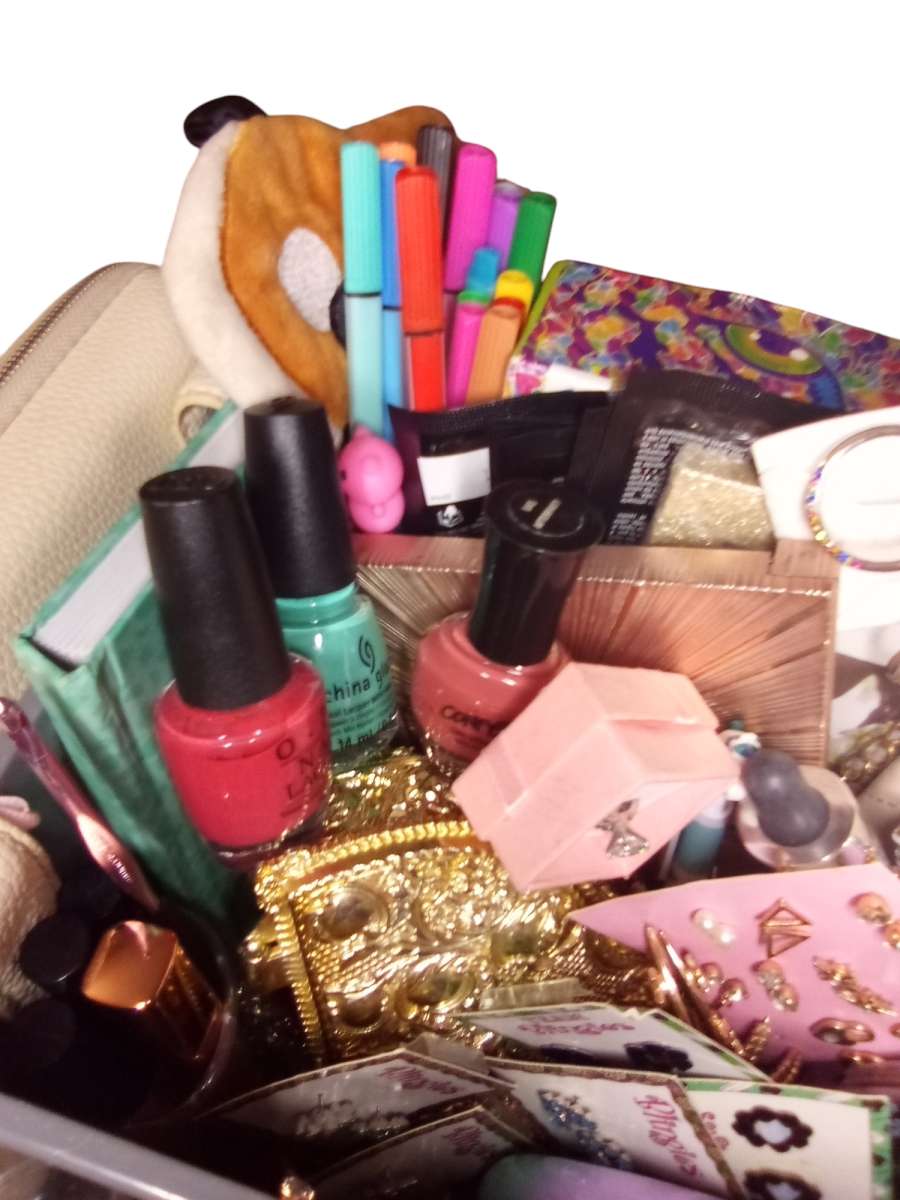 Boxy Charm Beauty Gift Box