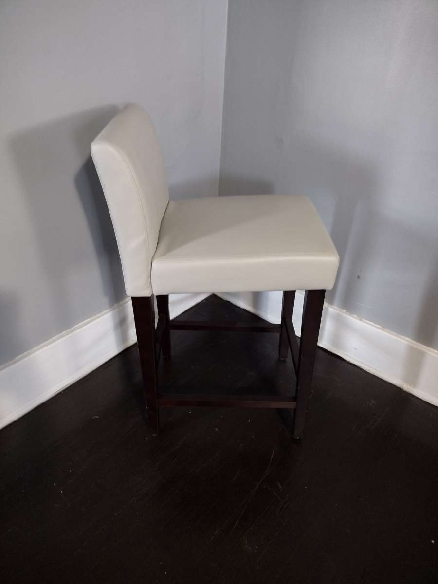 Elijah Light Gray Faux Leather Bar Counter Stool