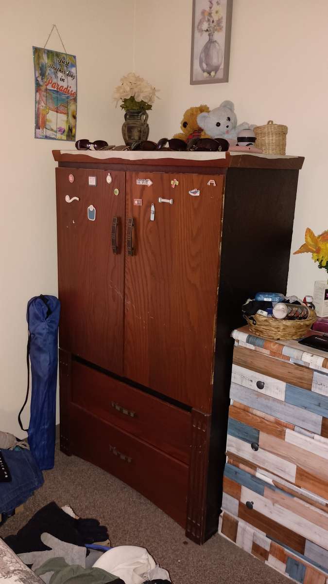 Armoire Chest