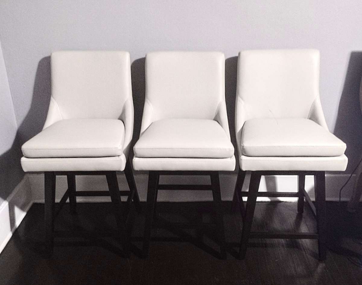 Lissa Light Gray Faux Leather Swivel Counter Stool Set