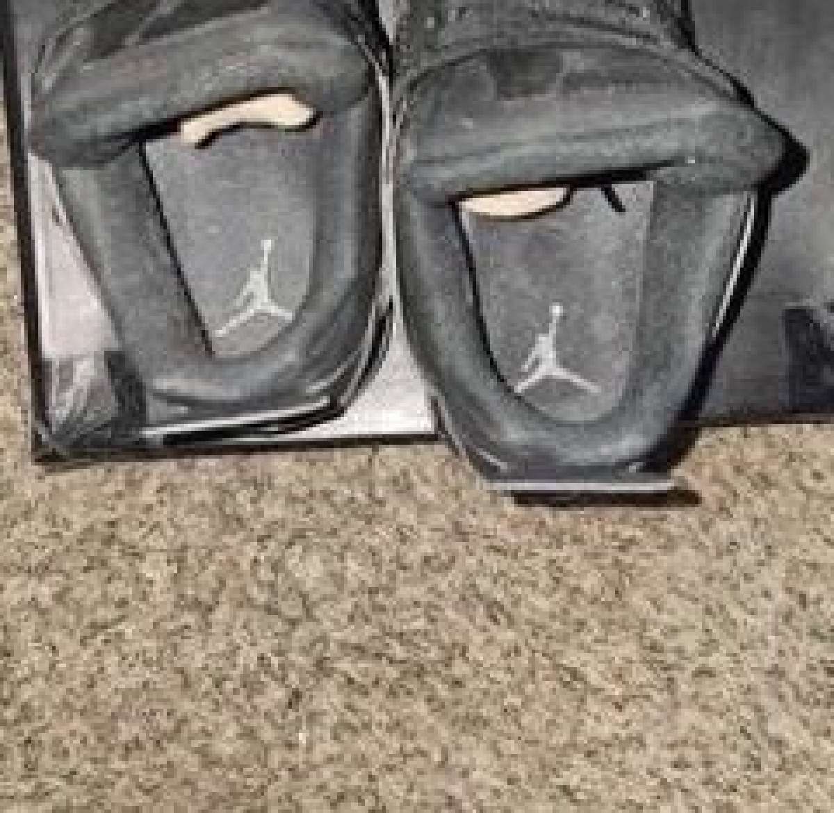 Jordan 4 black cat 2020