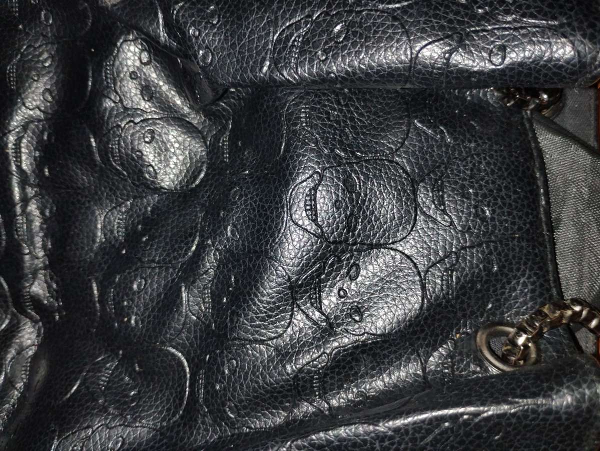 skull purses