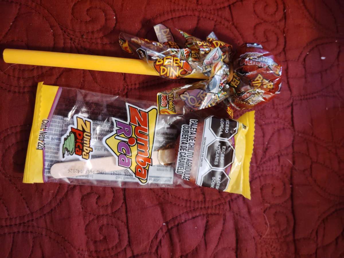 paletas de tamarindo cada una esta