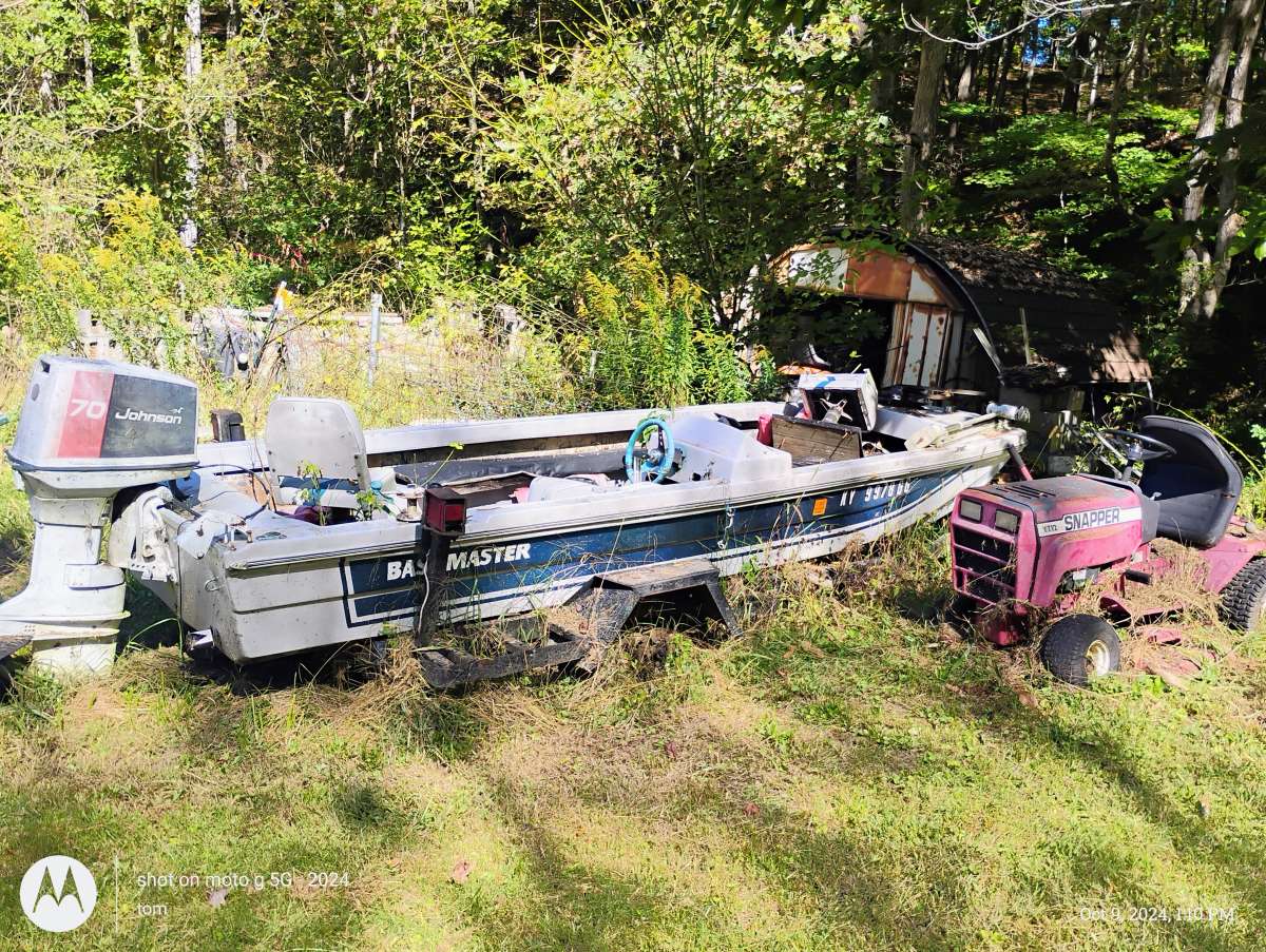 bass master boat