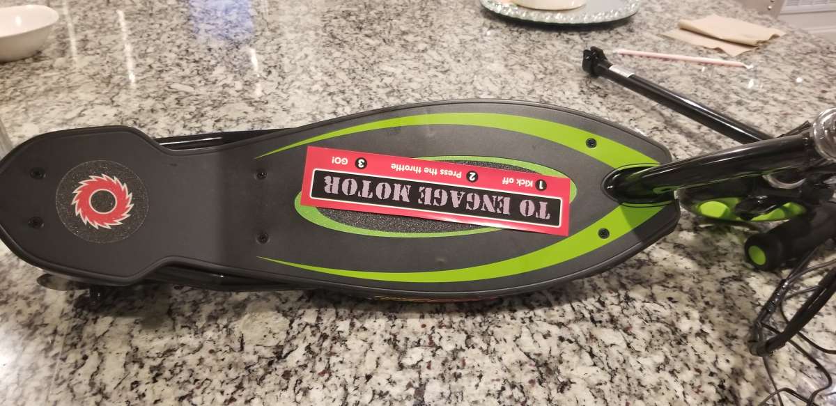 razor core E90 Electric Scooter