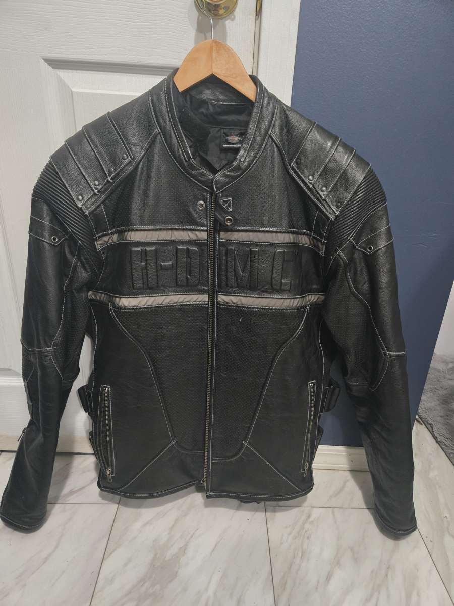 mens HarleyDavidson leather jacket
