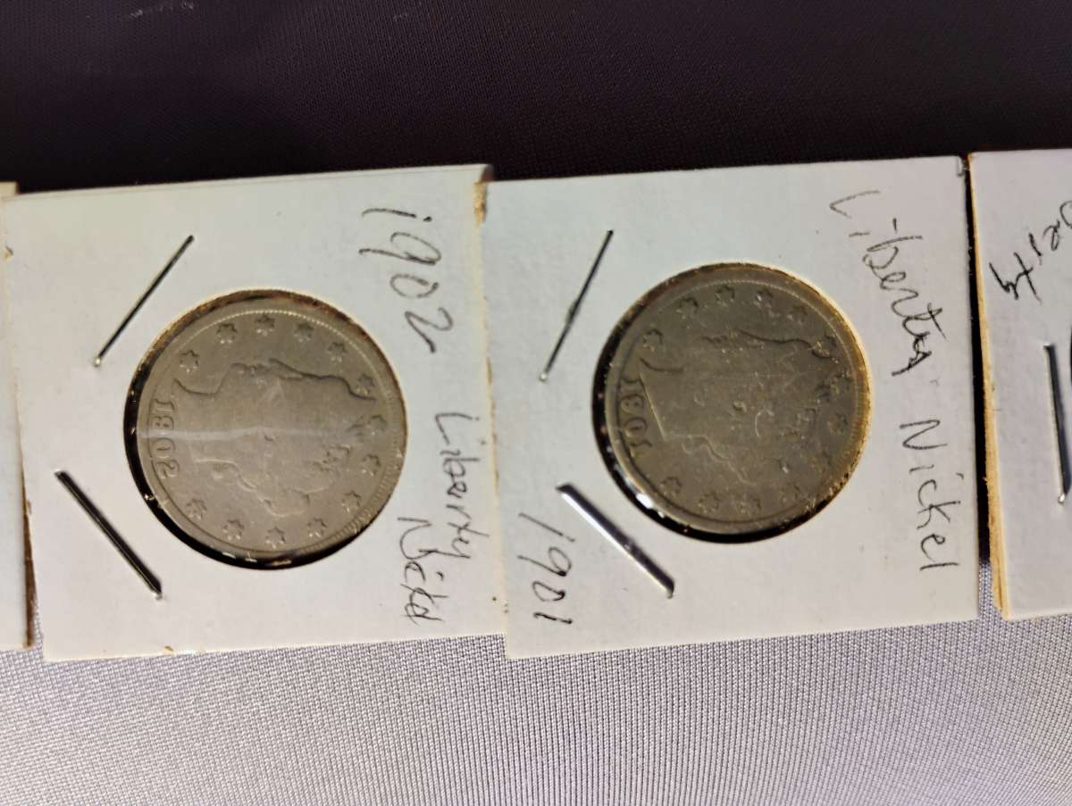 1901 and 1902 v nickels