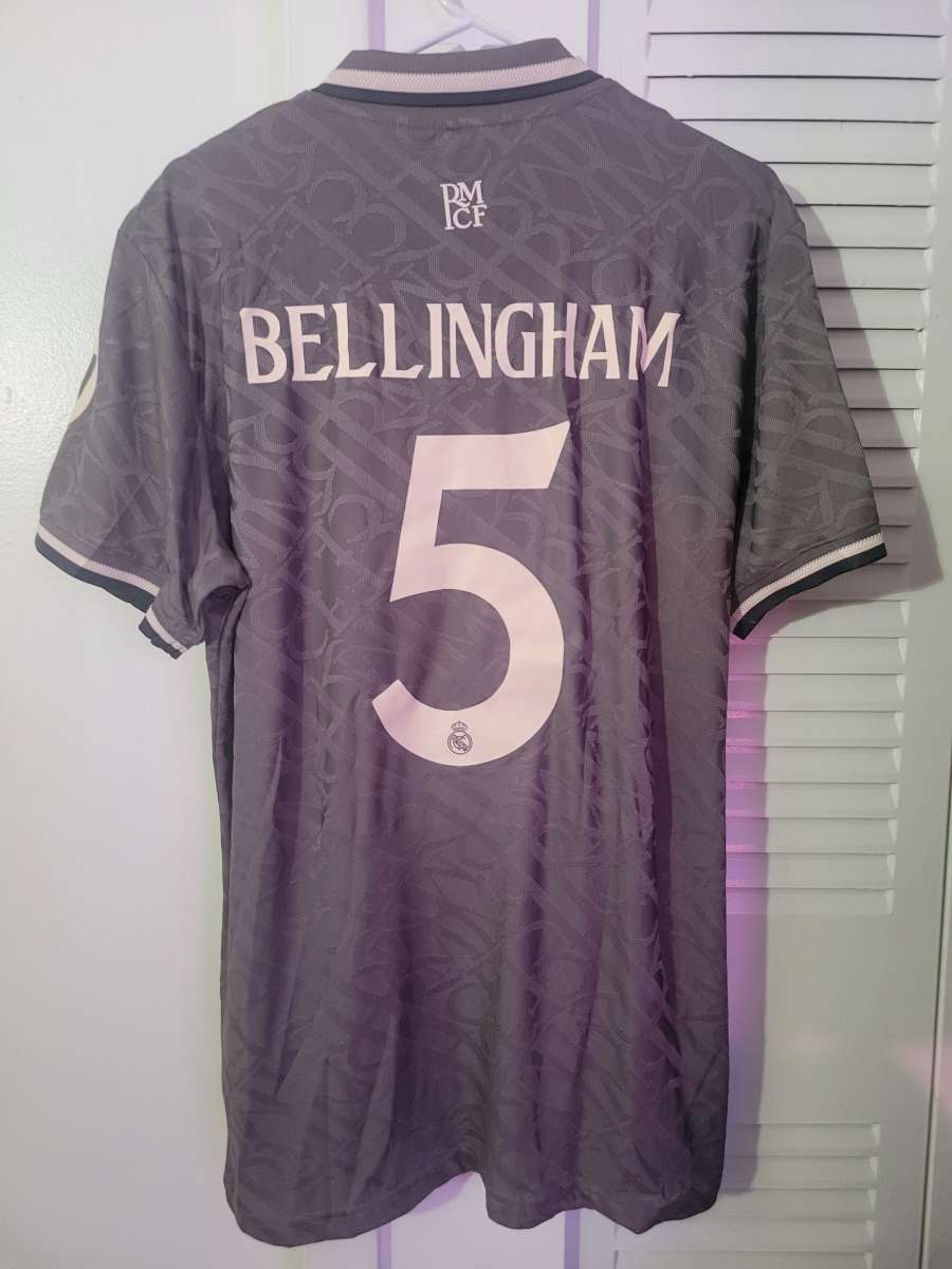 Real Madrid Jersey Soccer 2025 Player Version Size XL 2XL