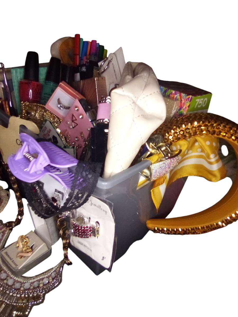 Boxy Charm Beauty Gift Box