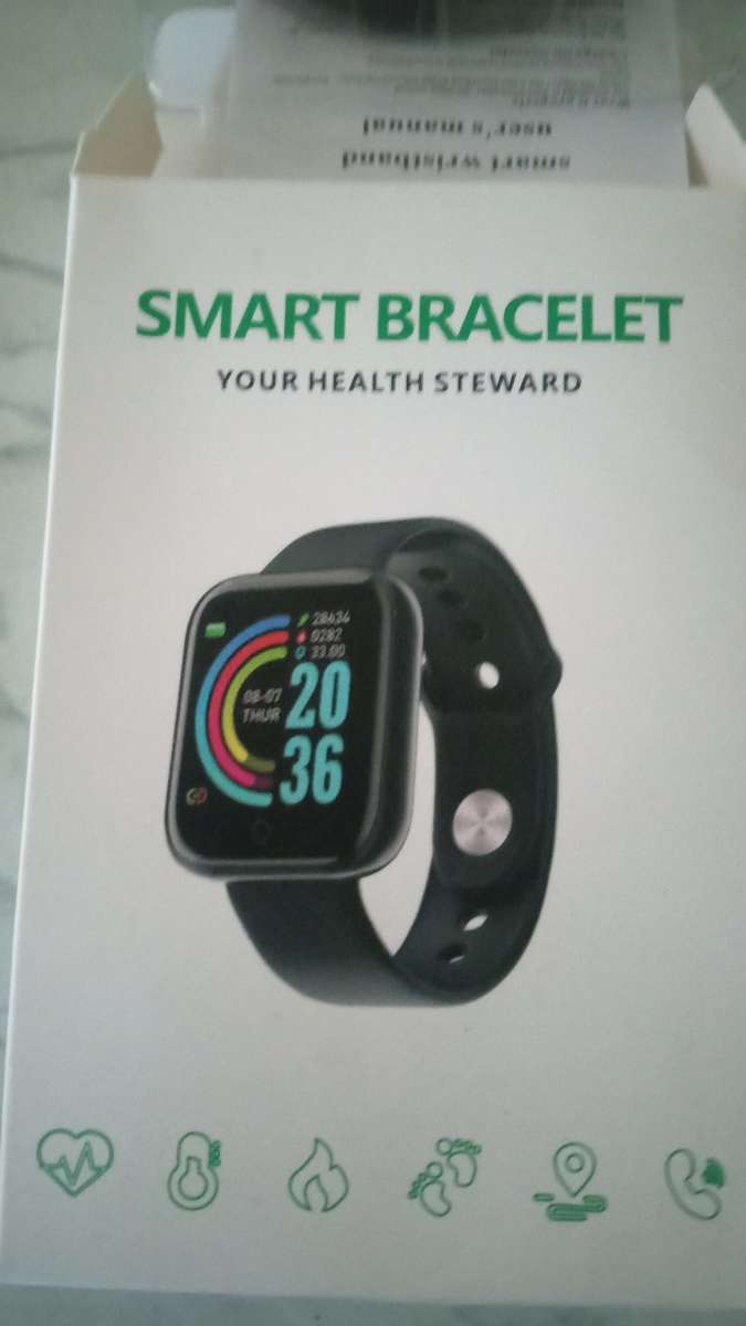 the 2 smart watchs