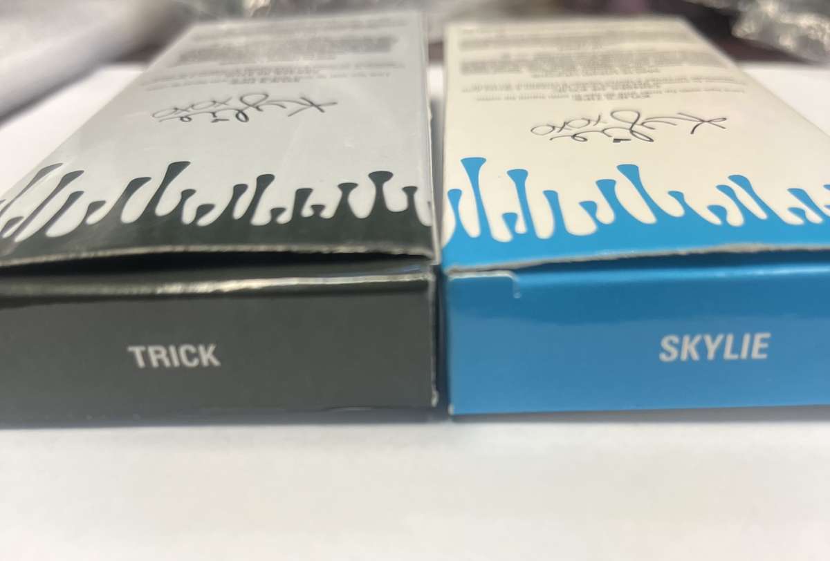 2 boxes matte lipstick lip liner 5