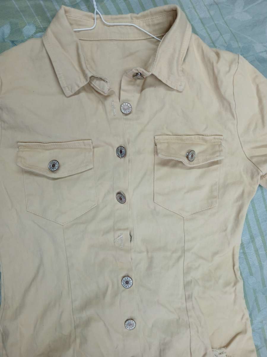 1 piece shirt shirt with factory rips