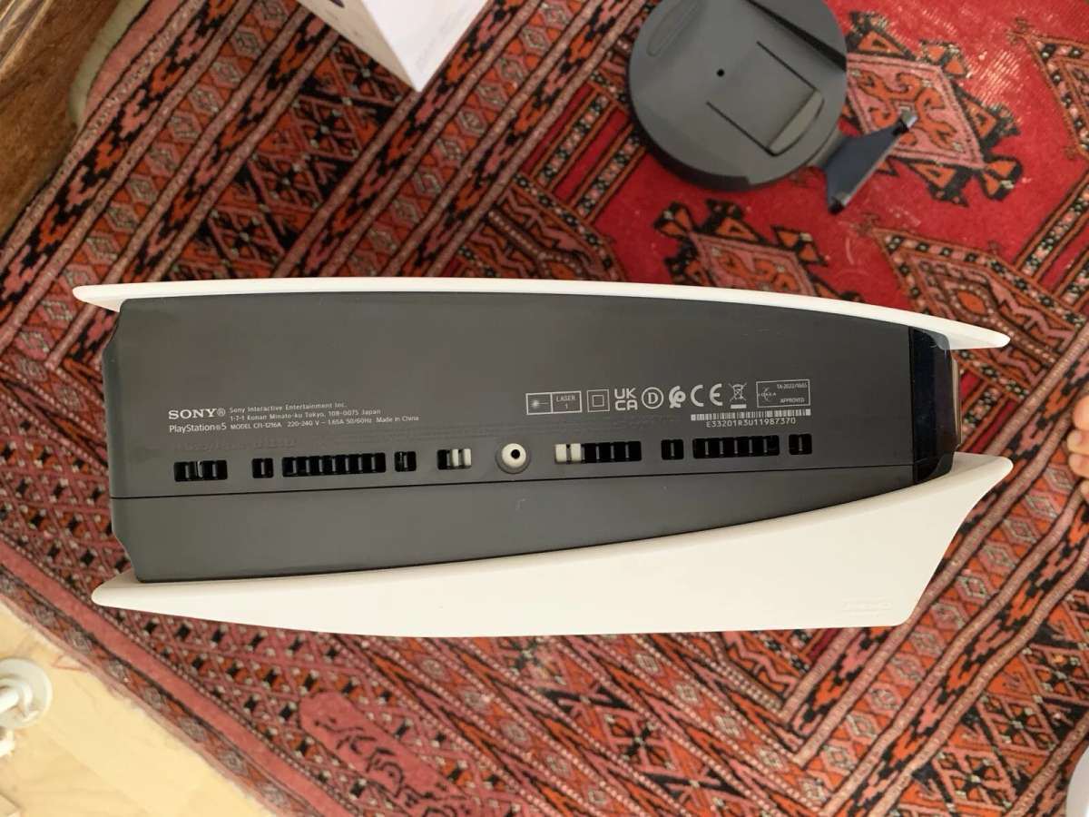 PlayStation5 Disc 825GB  Controller  3D Headset  2 Games