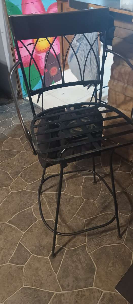 iron bar high stools