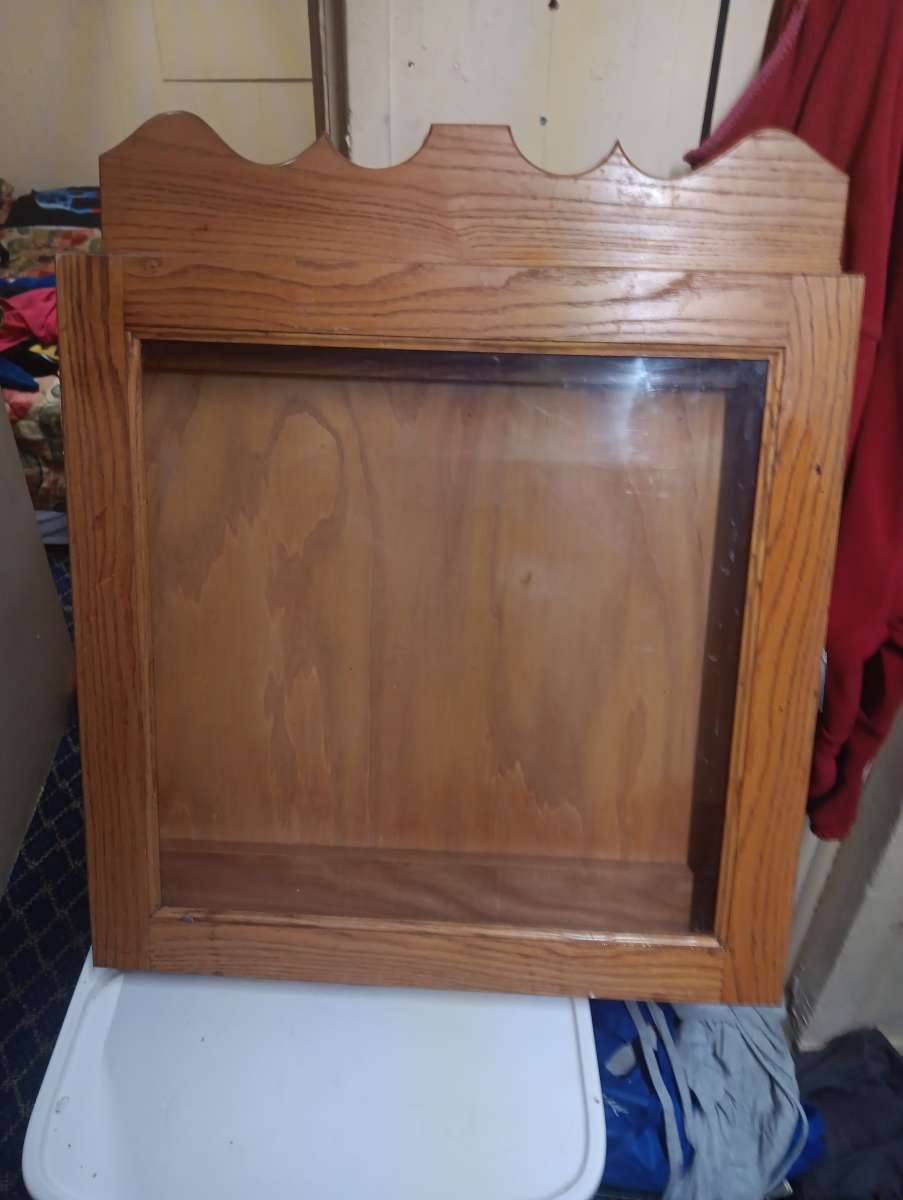 Glass shelf