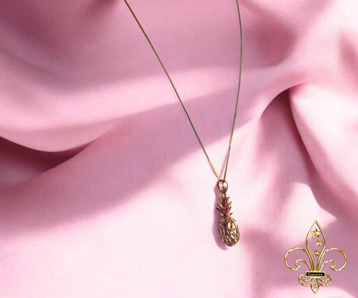 Rose gold pineapple necklace 18 inches chain