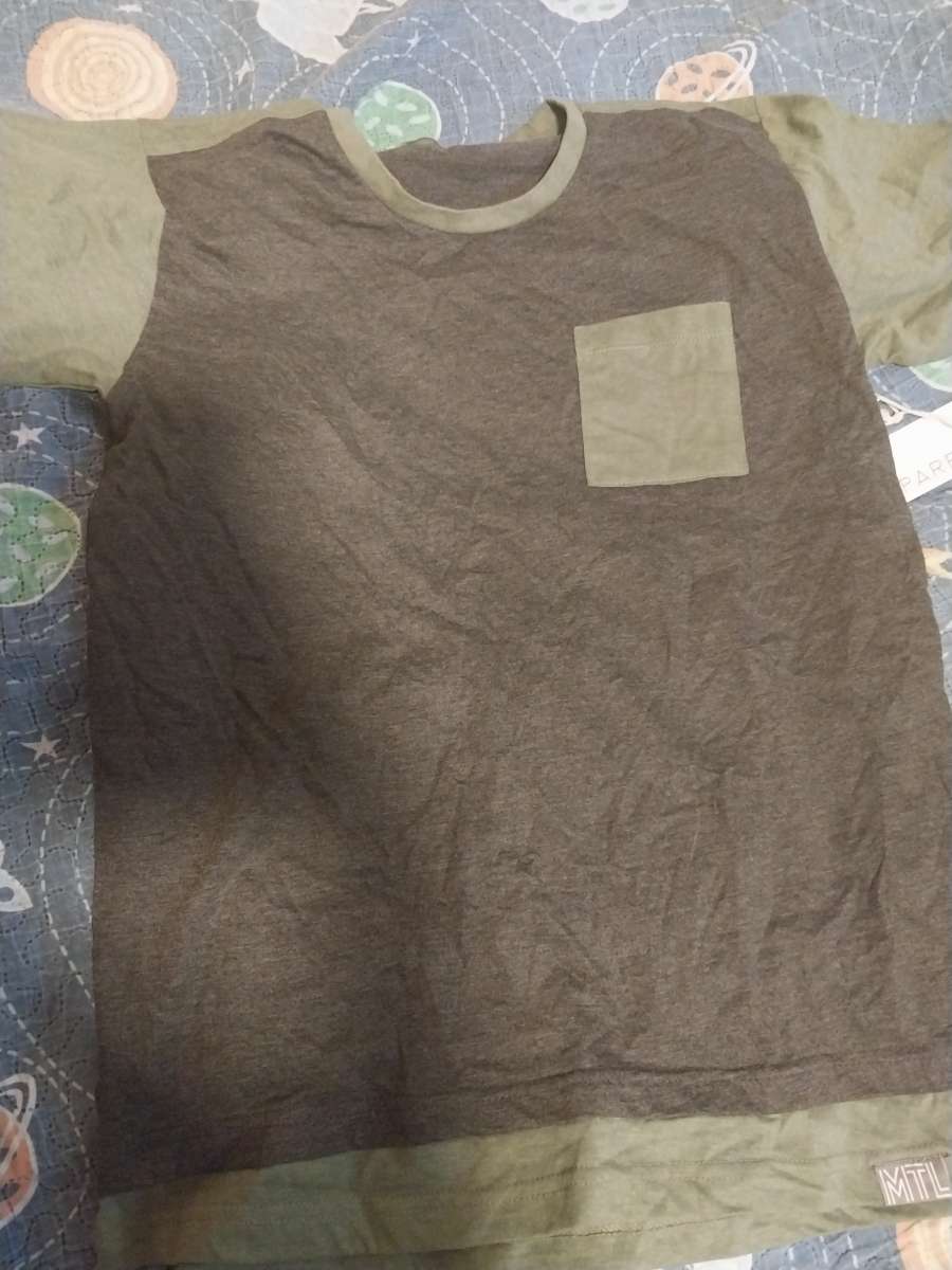 vendo ropa barata 3 trajes por 10
