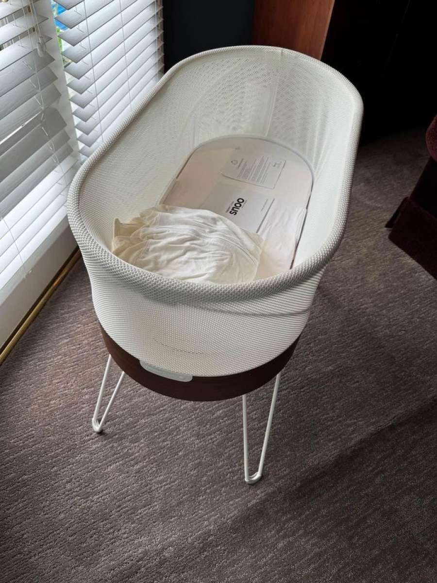 Snoo Smart Sleeper Bassinet