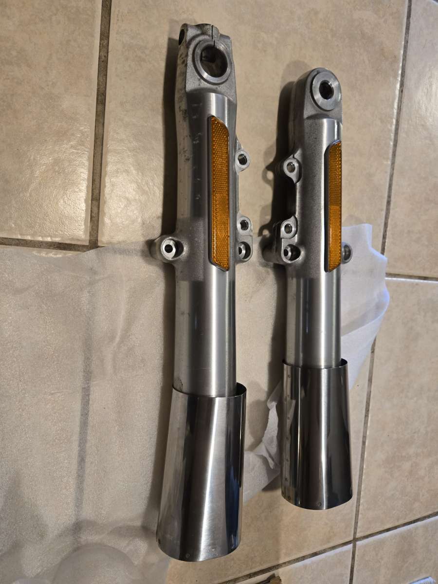 2017 HarleyDavidson street glide forks
