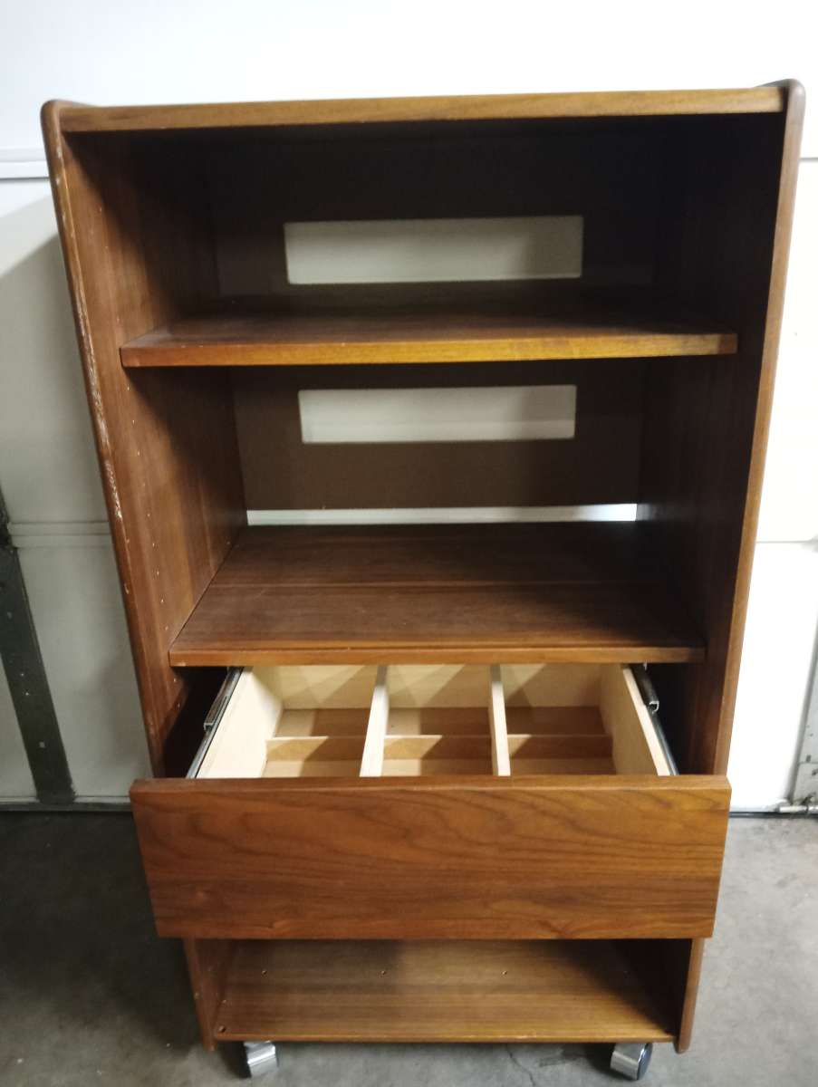 Solid wood Shelf on wheels with a drawer