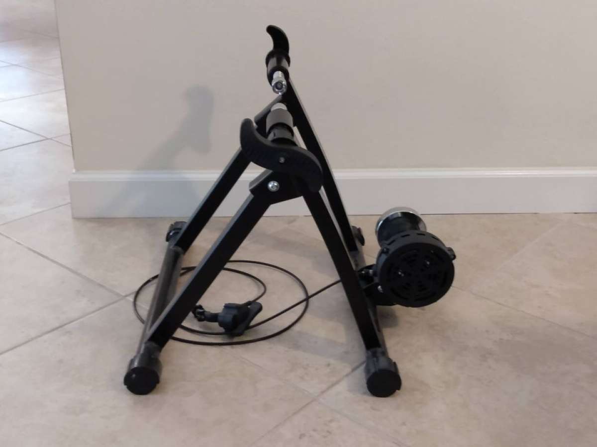 BIKE LANE PRO TRAINER