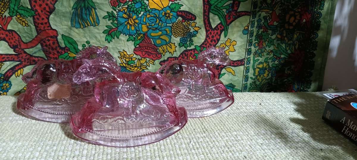 CRAZY Vintage Mosser Glass Rocky Strawberry Roan 1982 B 10