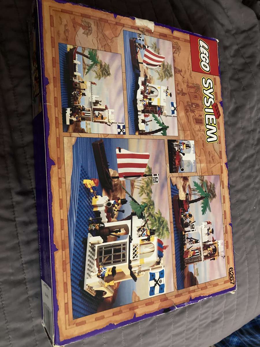 pirate Lego set