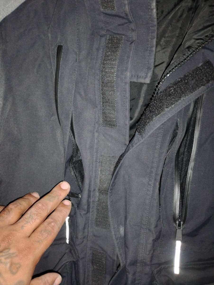 guide wear coat size L