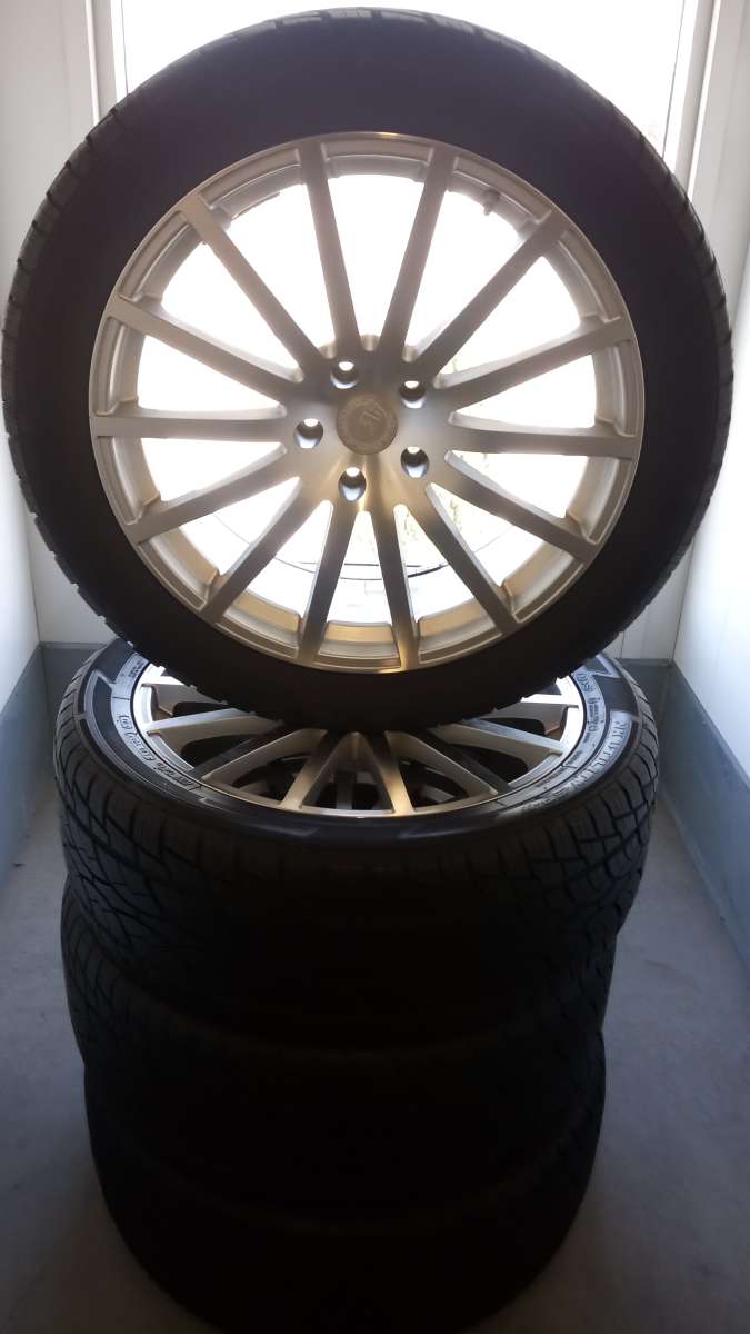 set of 4 tires and wheels R22