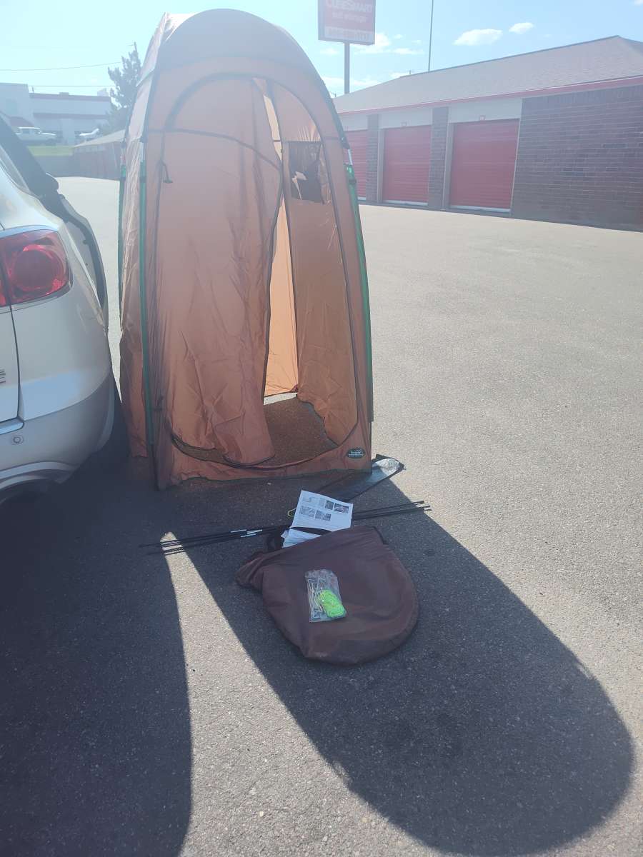 outside privacy tent