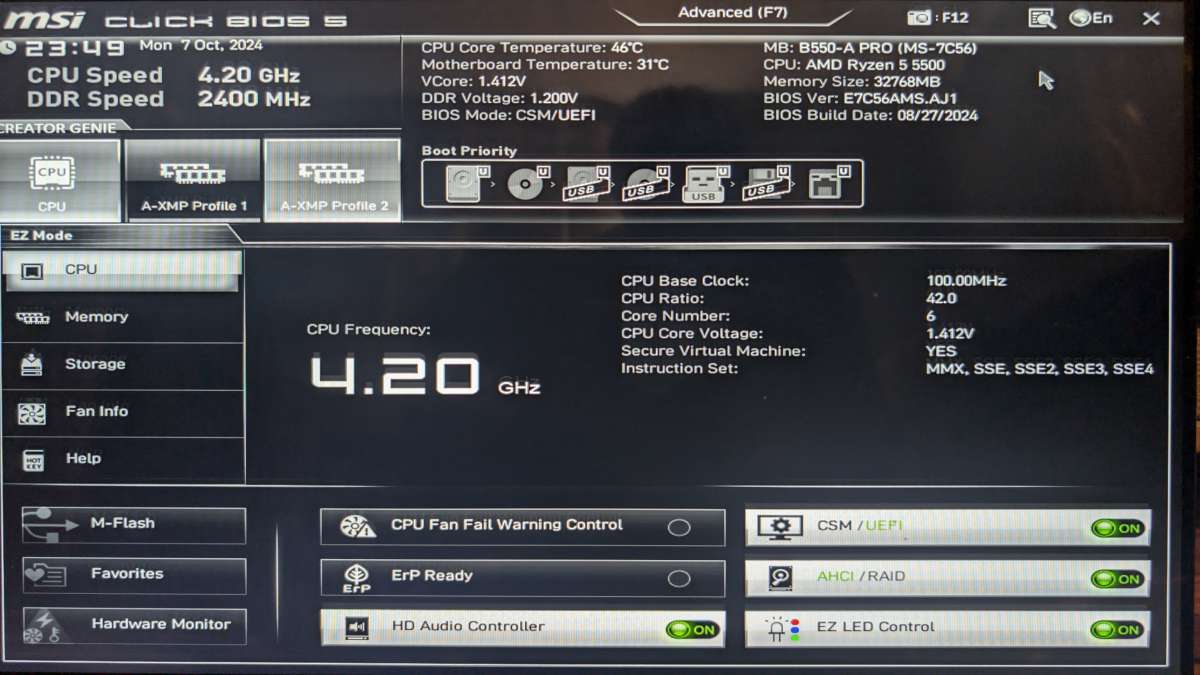 Customize PC Setup with 2k LG Monitor and microphone