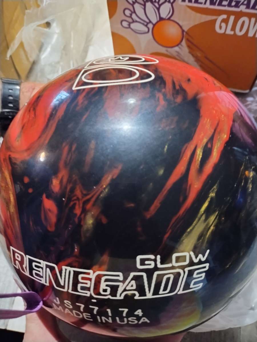 there are new bowls balls with no holes I have 24 of them