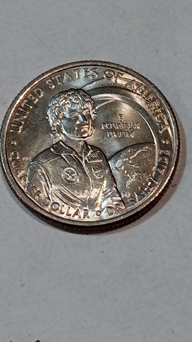 this is a Struck error Quarter very collectors Collectables