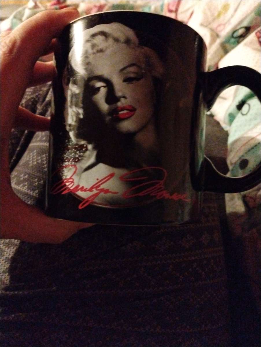 Marilyn Monroe coffee cup