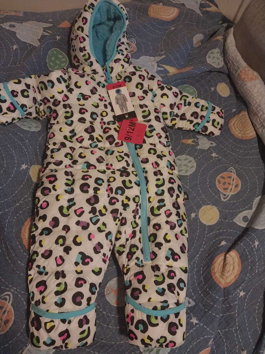 vendo ropa barata 3 trajes por 10