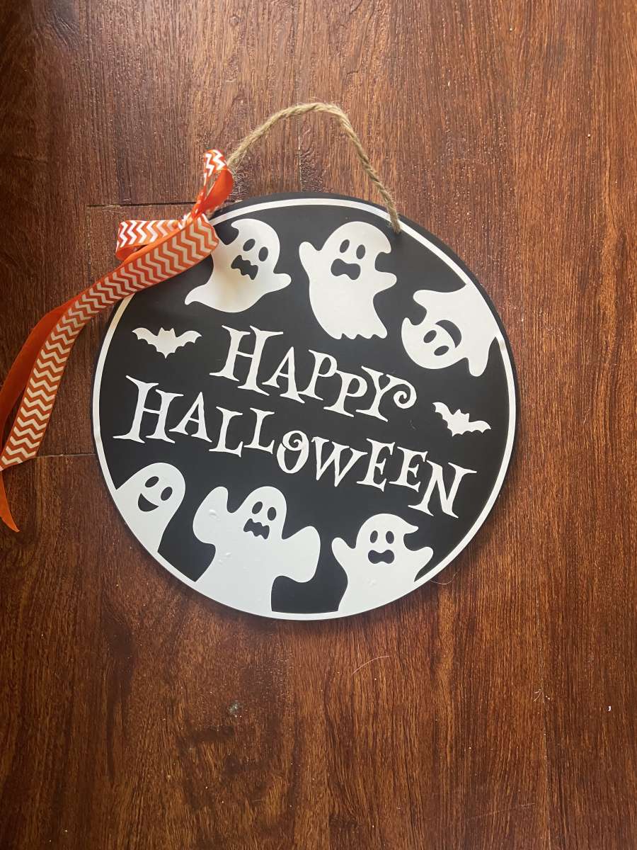 happy Halloween sign