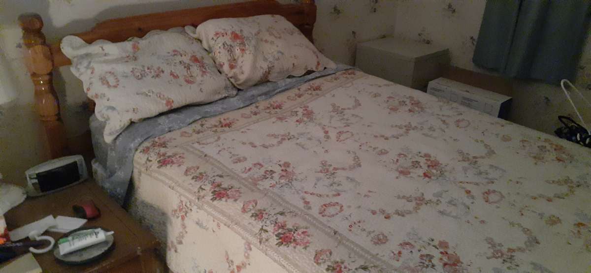 full size bed