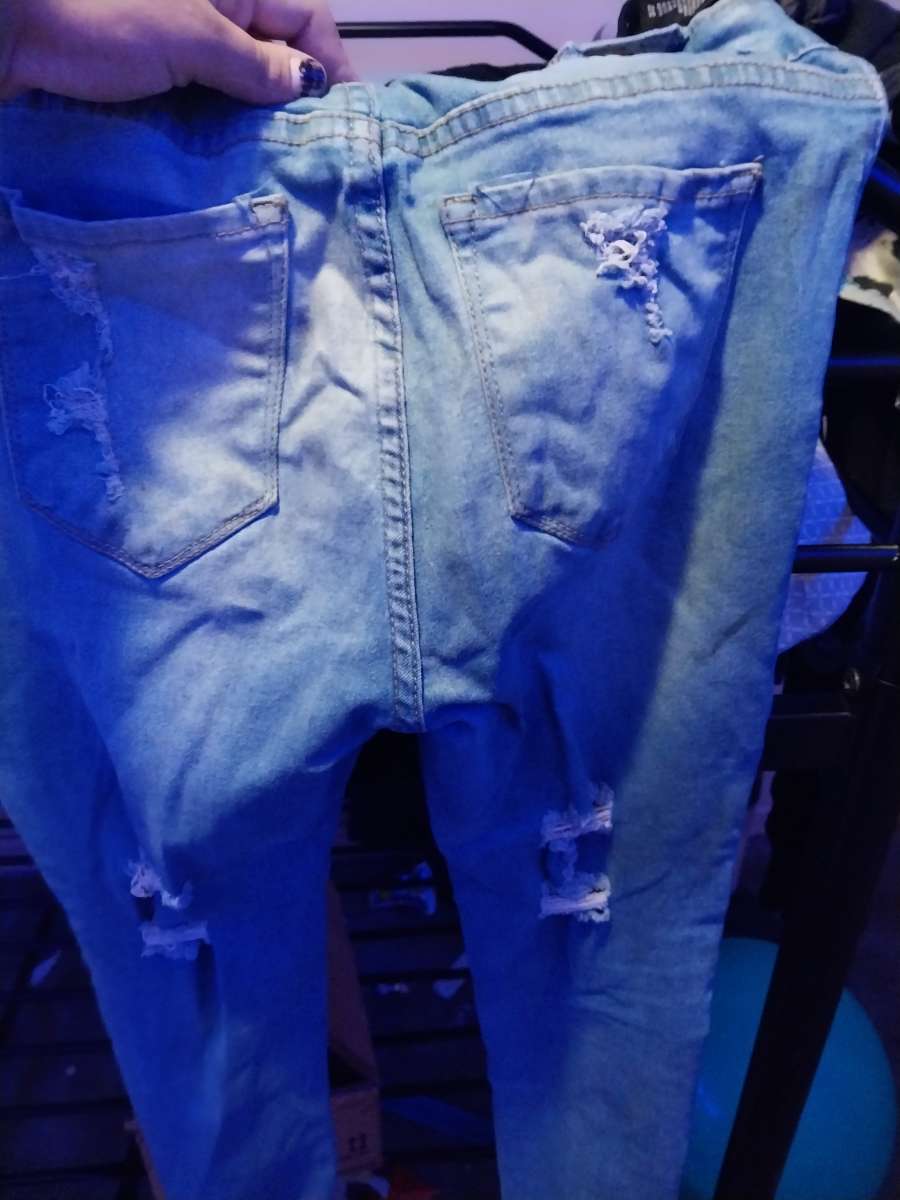 clothes size large to large