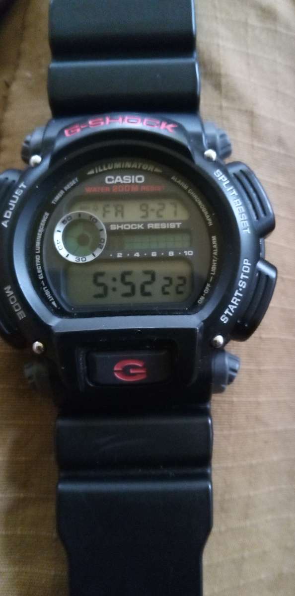 shock resis watch only 25