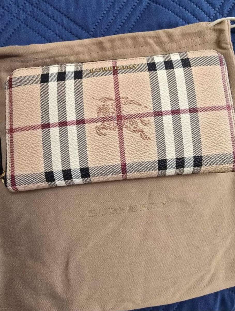 authentic burberry tote and wallet