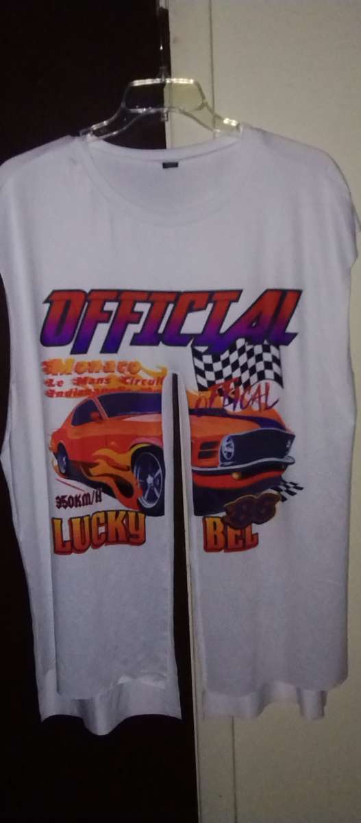 Plus size 4X Graphic race car high split hem tank top