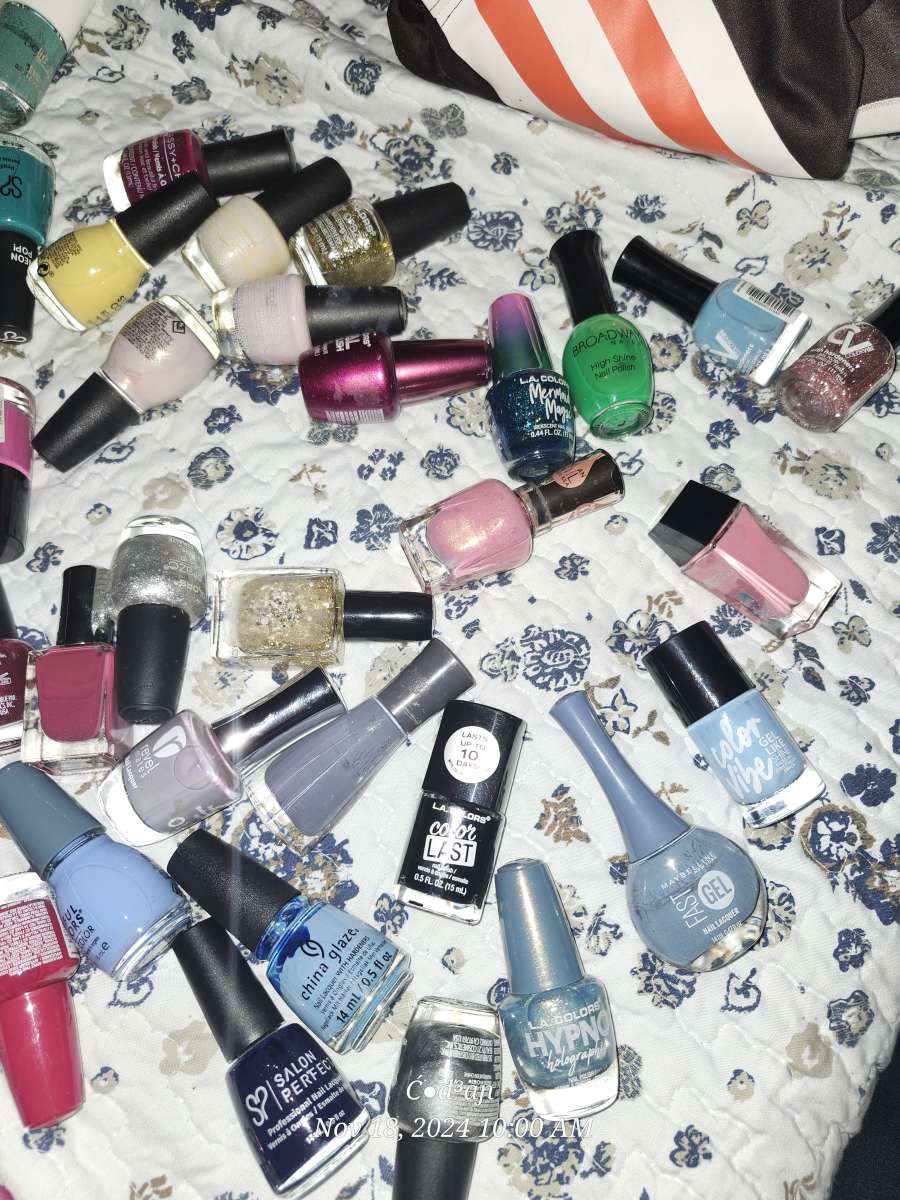 over 100 bottles of fingler nail polish