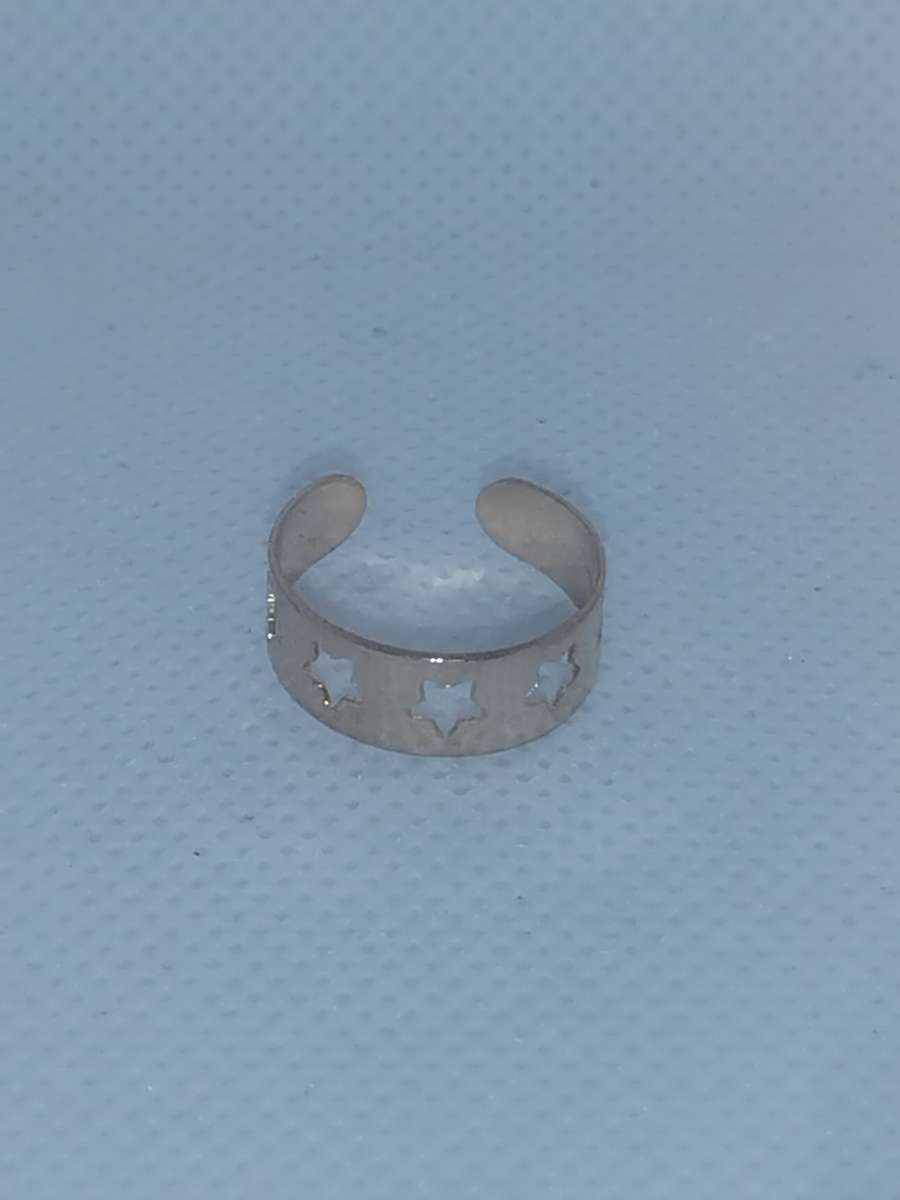 Open Star Chic Rhinestone Ring