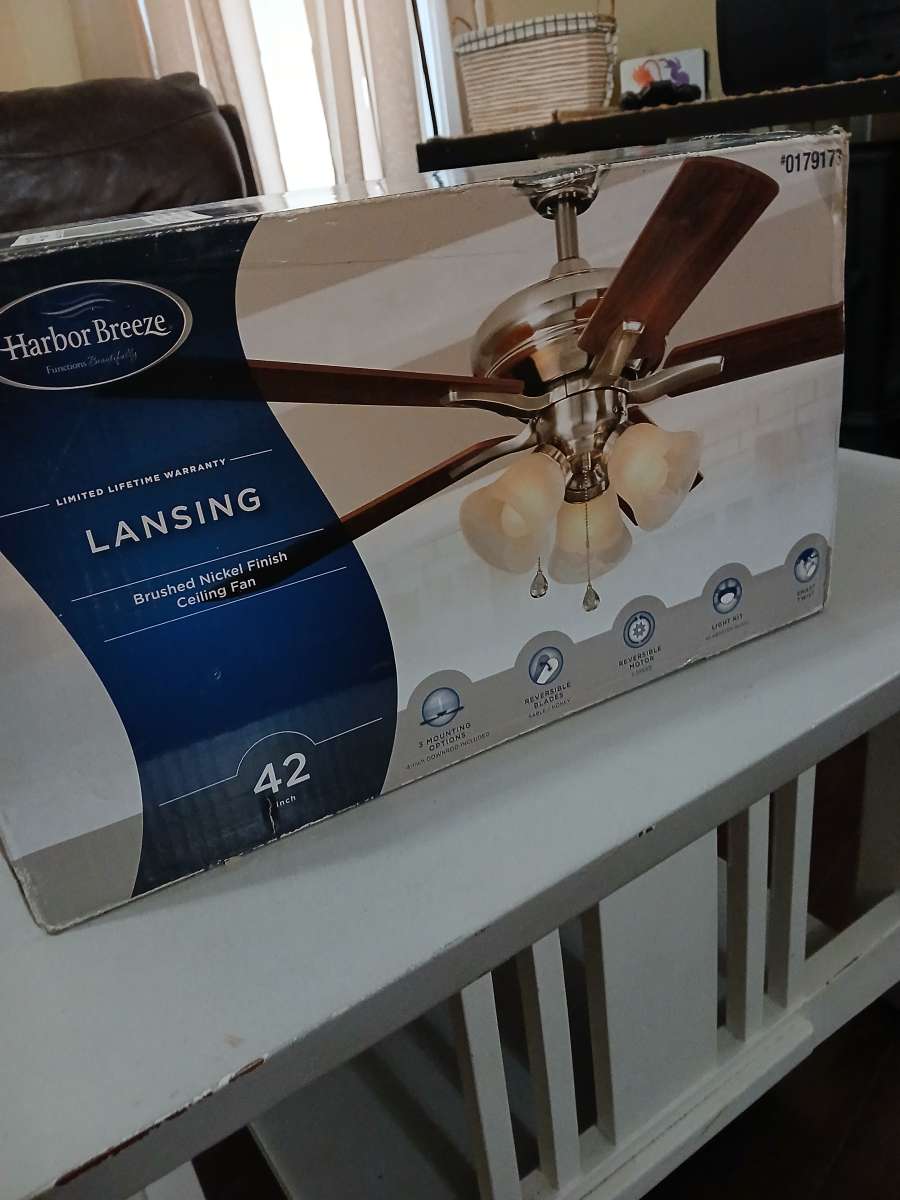 Harbor Breeze ceiling fan