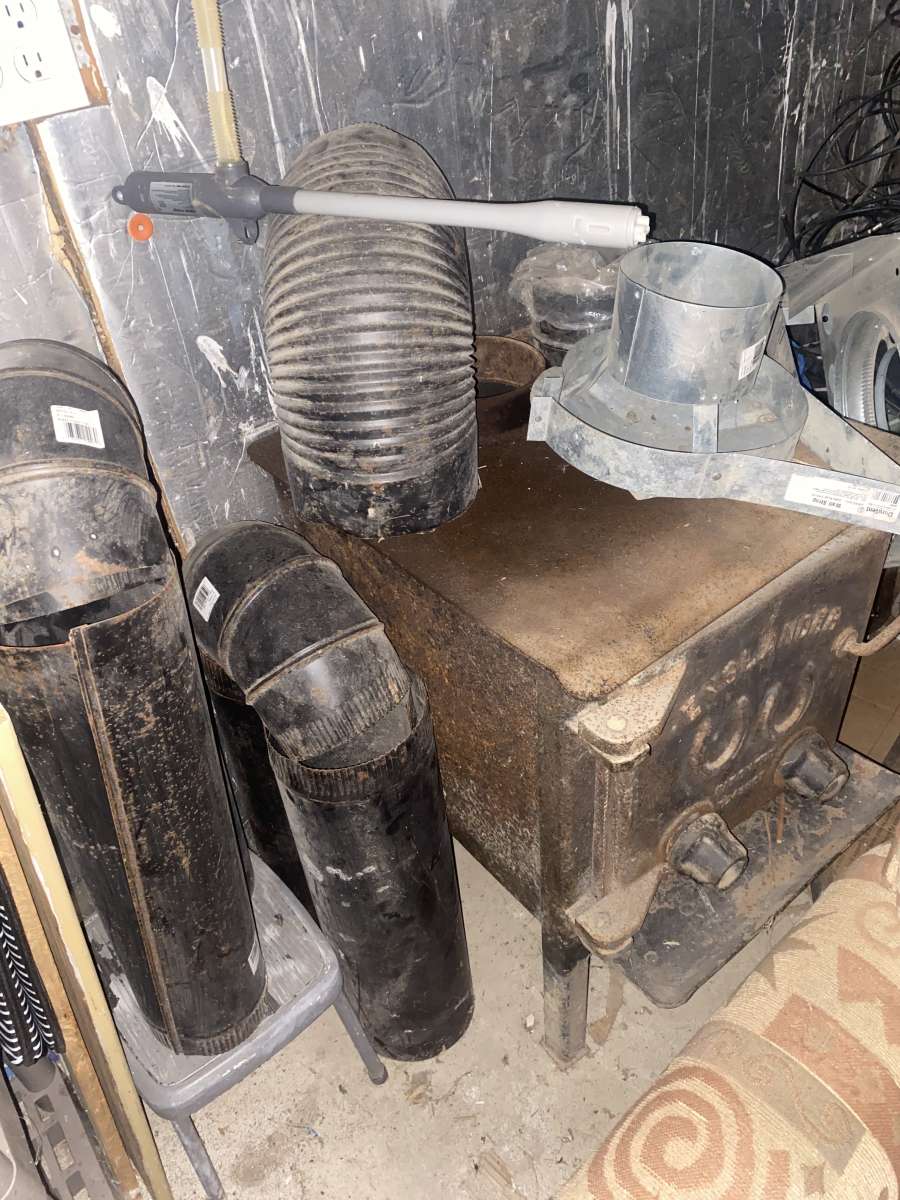 cast iron wood burning stove