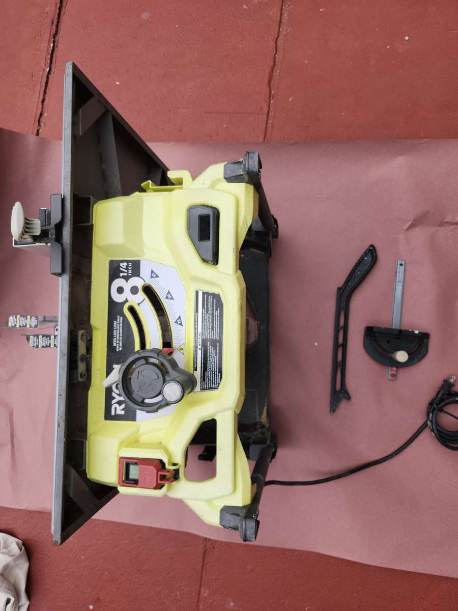 RYOBI13 Amp 814 in Compact Portable Corded Jobsite Table Saw