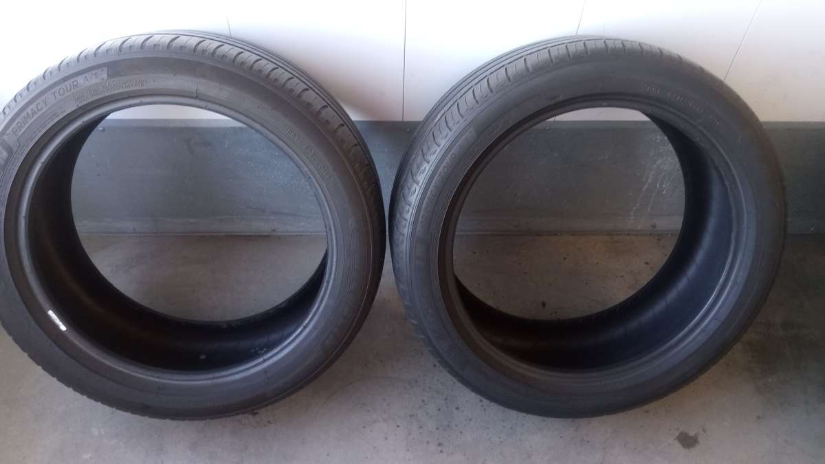 2 Michelin tires at 75   life
